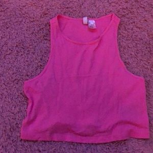 super cute pink cropped tank